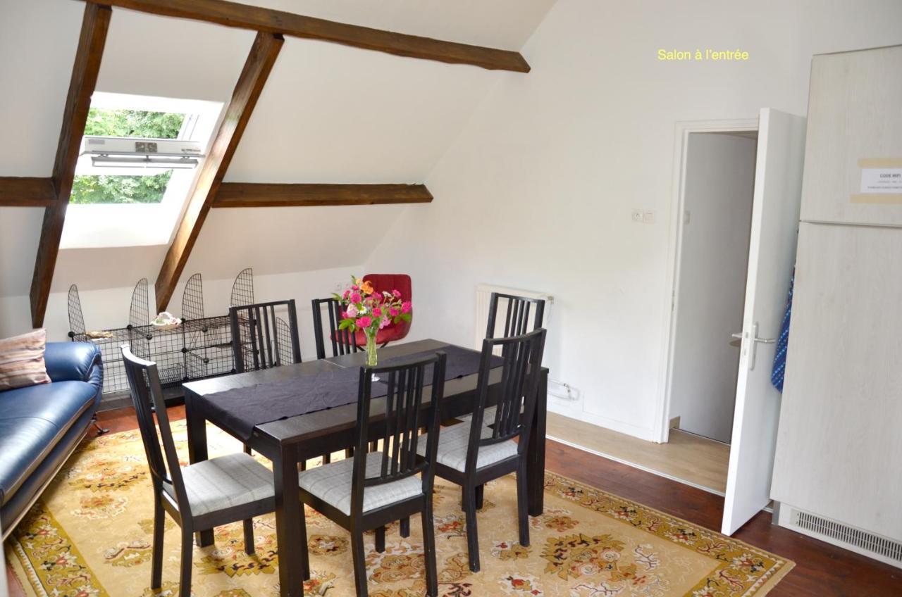 Appartement Charmant Orgnac-Sur-Vezere Avec Jardin Et Parking Bagian luar foto