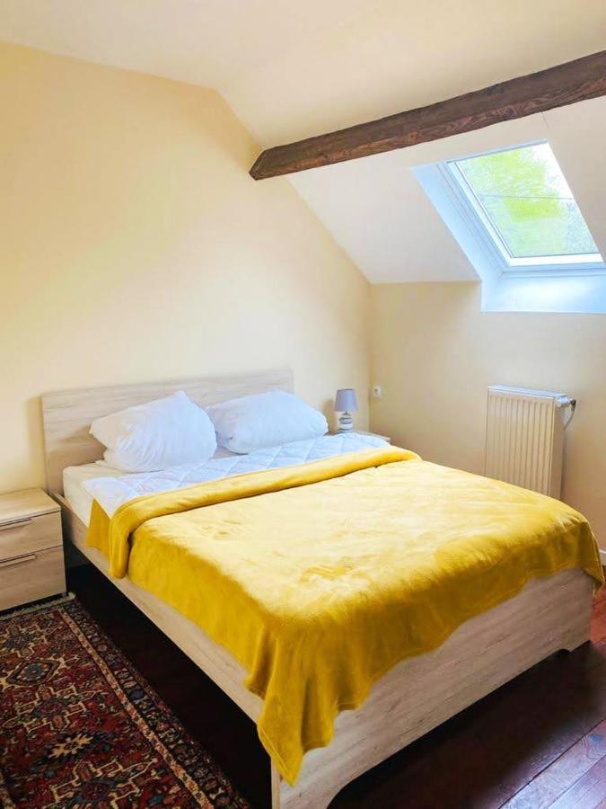 Appartement Charmant Orgnac-Sur-Vezere Avec Jardin Et Parking Bagian luar foto